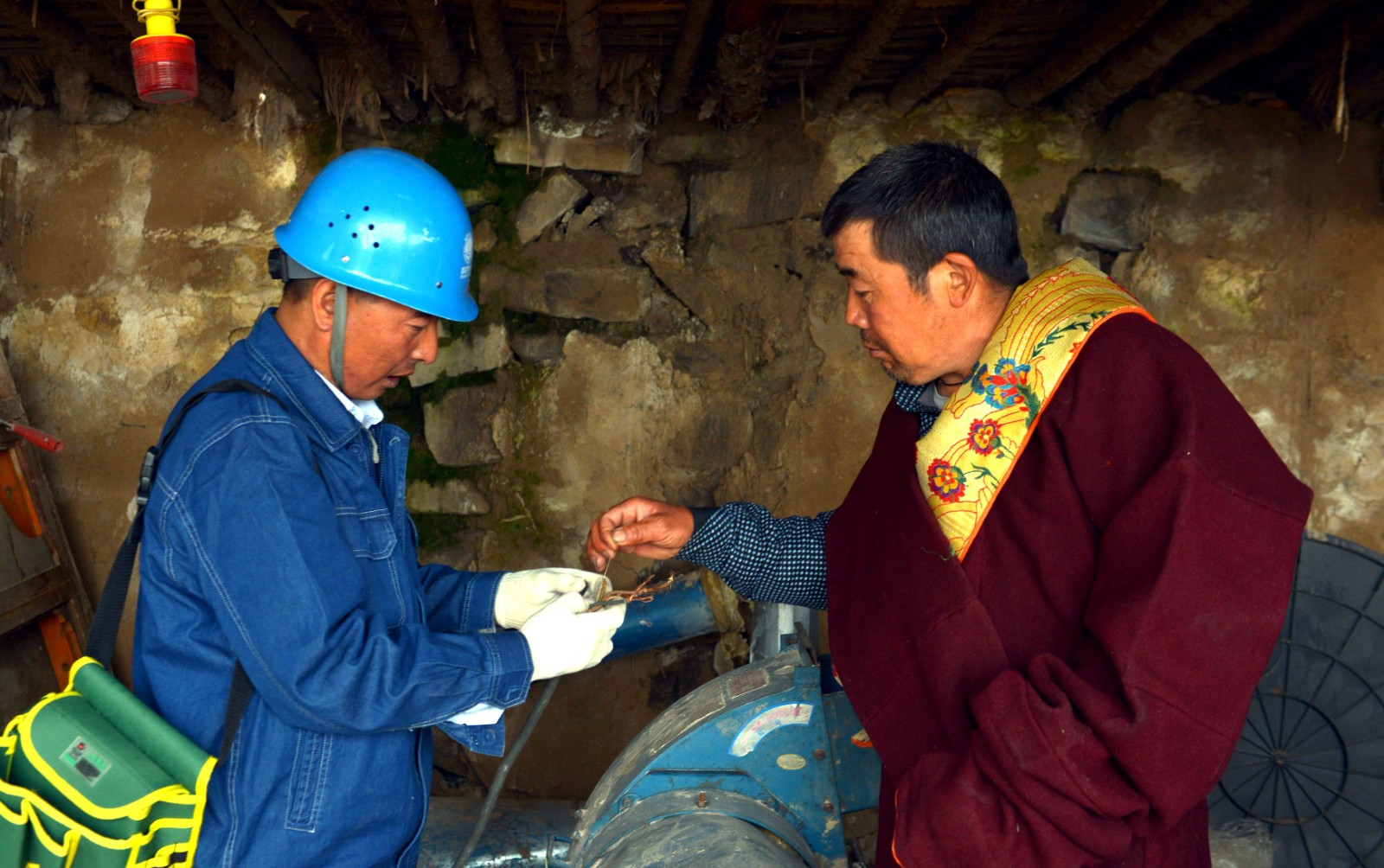 國網(wǎng)武威供電公司創(chuàng)建全市民族團結(jié)進步示范單位順利通過驗收