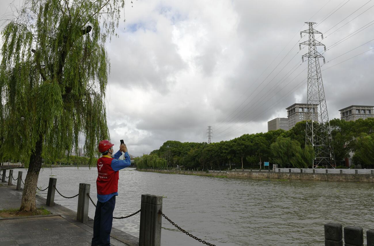 臺風來襲、疫情突起 余姚供電全力筑牢“雙防線”